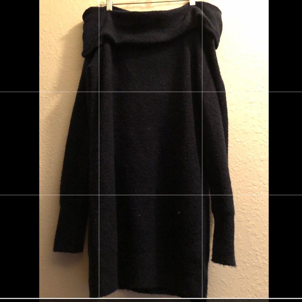 Motherhood Navy blue Off shoulder dress